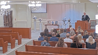 Pastor David Reads John 11 and Prays