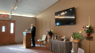 EMT Invites Attendees to Share Memories