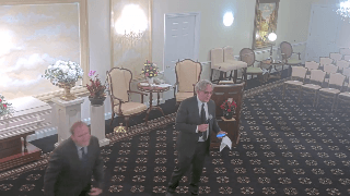 Nader Introduces Baha'i Chant