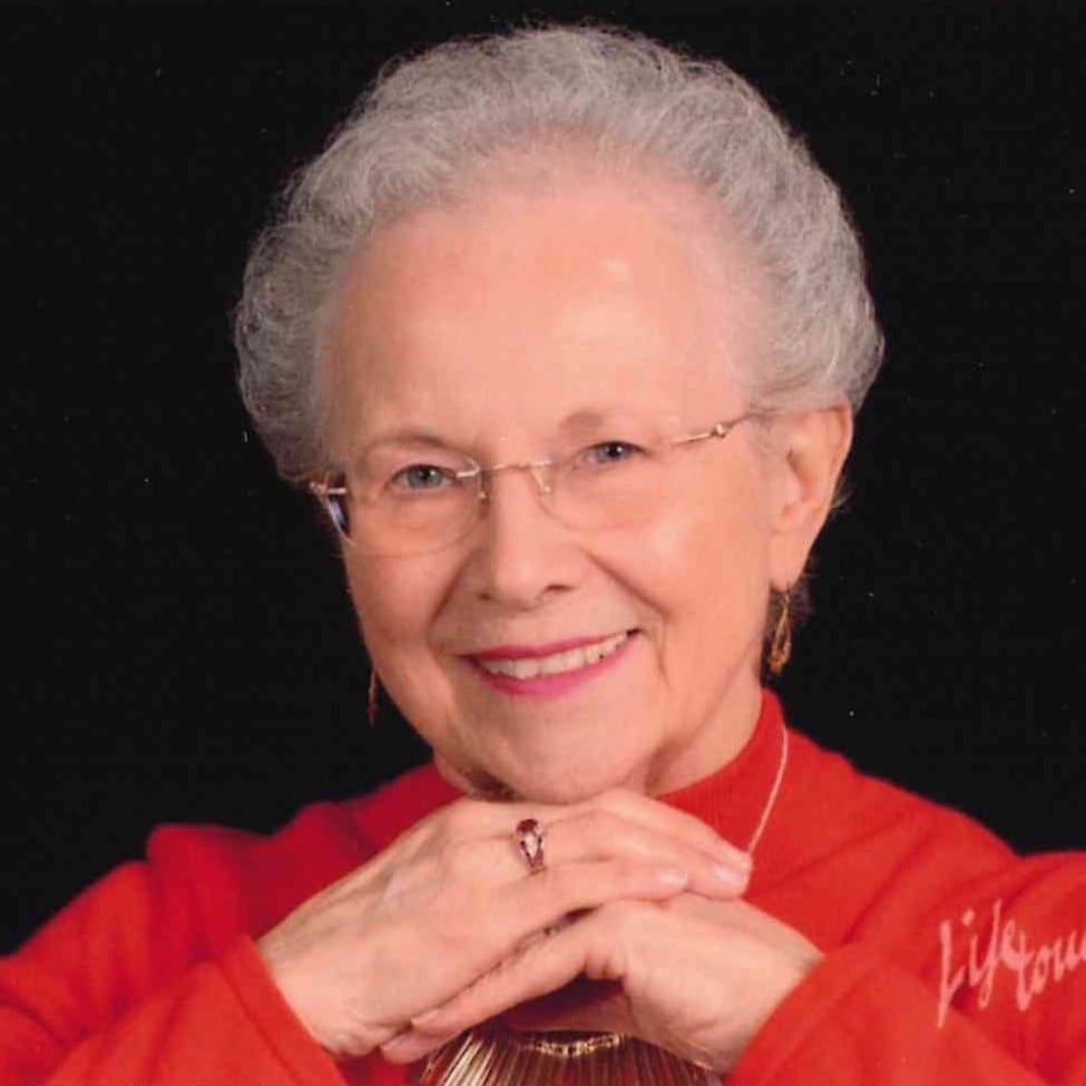 Madelon Button