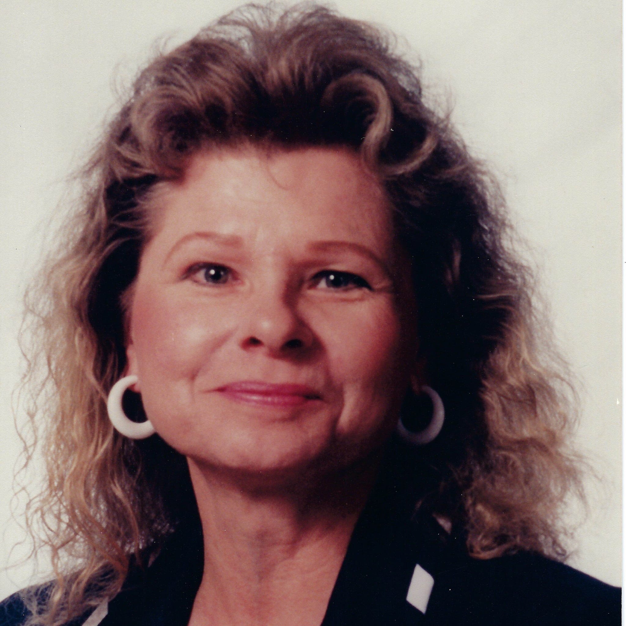Myrna Sue Elliott